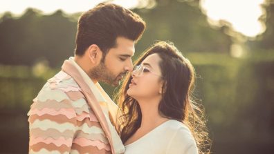 Animal Lover: Karan Kundrra And Tejasswi Prakash’s Cute Interaction With Blue Lovebird