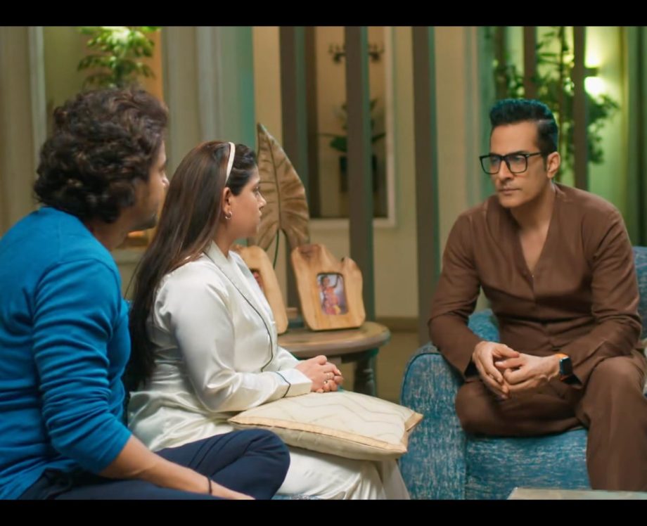 Anupamaa 6th July 2024 Written Update: Anuj Decides To Return To UK, Aadhya's Stomach Pain Leads To Cancellation of Trip 905251