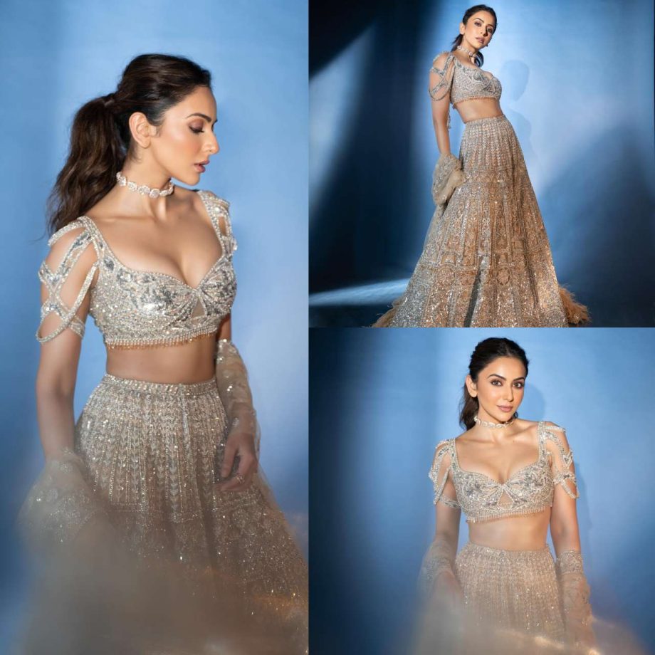 Bollywood Fashion Weekend: Deepika Padukone, Alia Bhatt To Kiara Advani- Divas Rock In Traditional Outfits 905346