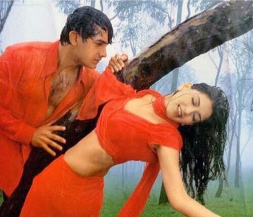 From Zoobi Doobi to Dekho na, here's Top 5 Monsoon Songs of Aamir Khan worth relishing our Rainy Days! 908893