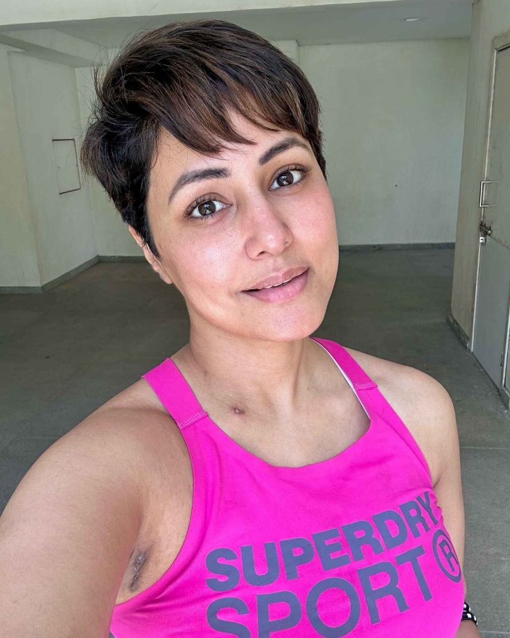 Hina Khan reveals the 'scars on her body' while sporting a smile showcasing strength 905303