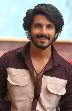 Hotness Overloaded: 'Bearded' Stylish Actors In TV 908072