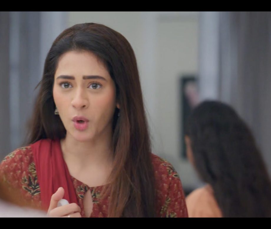 Jhanak Written Update 15 July: In this episode, Mrinalini Boldly Confronts Chhoton's Parents About His Affair, And Jhanak Faces Humiliation At The Workplace 906886