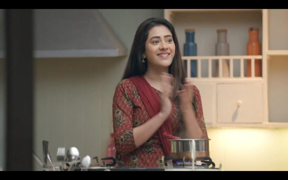 Jhanak Written Update 16th July: Jhanak Impresses Guru Ji With Her Dance Performance, Chhoton Confesses His Love 907028