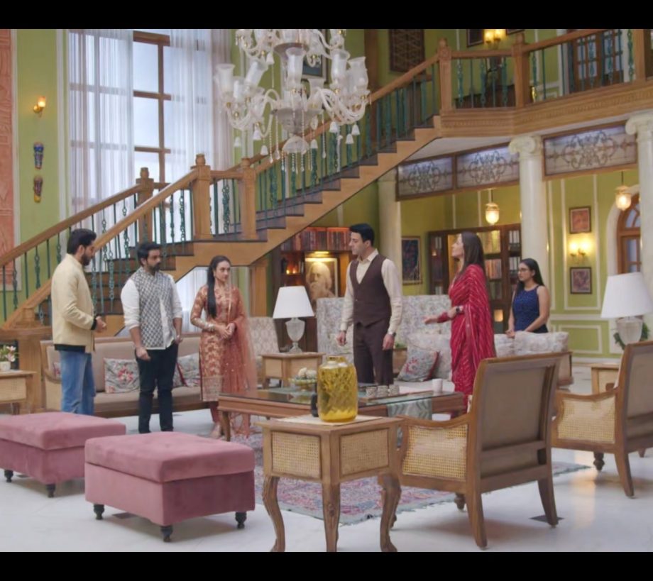 Jhanak Written Update 17th July: Guruji Understands Jhanak Is Not An Ordinary Girl; Anirudhha Becomes Angry After Hearing Jhanak's Name 907280