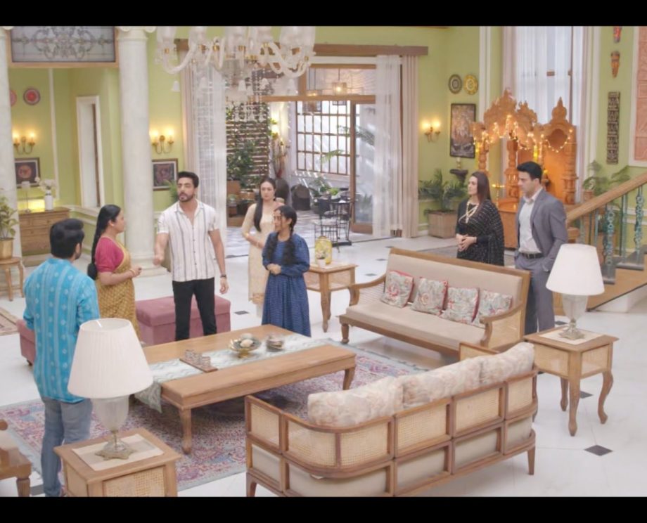 Jhanak Written Update, 8th July: Aniruddha Decides To Give Punishment Jhanak, Mrinalini Tries To Release Her 905685
