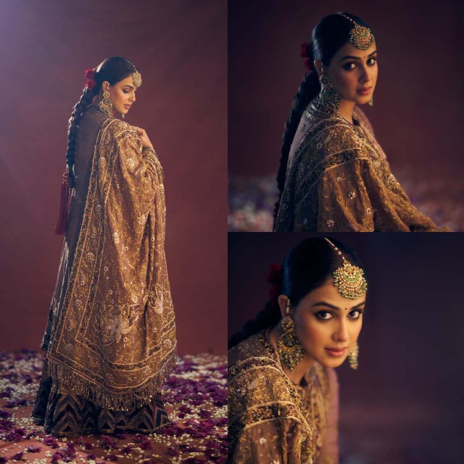 Madhuri Dixit And Sonakshi Sinha To Ananya Panday- Bollywood Divas' Glamorous Side In Traditional Outfits 906808