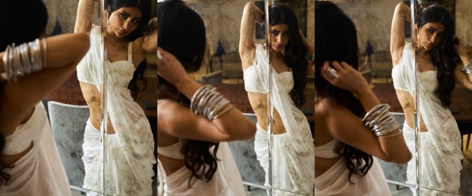 Mouni Roy Stuns in White Saree-Shows Off-Toned Physique 909254