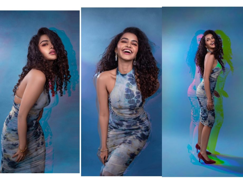 [Photos] Anupama Parameswaran Looks Absolutely Stunning In Bodycon Dress With Open Curly Hairstyle 909558