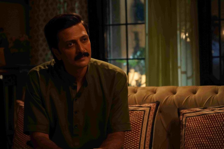 'Pill' Review: Riteish Deshmukh's medical drama intrigues but is still hard to swallow 906137