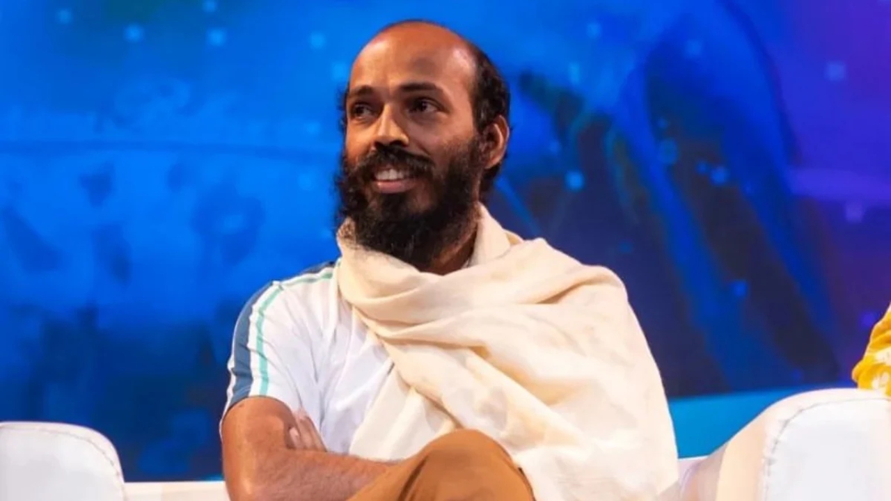 Raj B Shetty On His Latest Roopanthara 909998