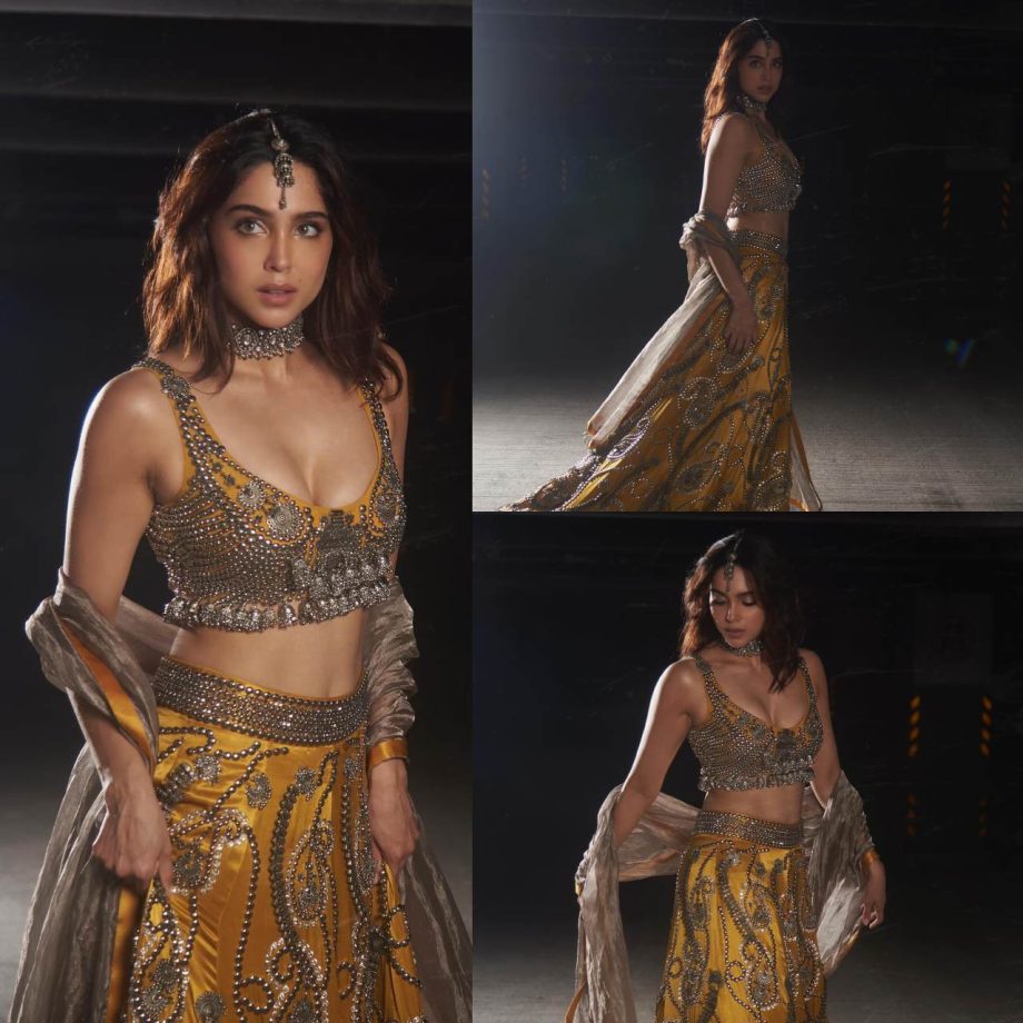 Sharvari Wagh To Priyanka Chopra: 4 Bollywood Divas' Inspired Yellow Lehenga Picks For Bride-To-Be's Haldi Ceremony 907438