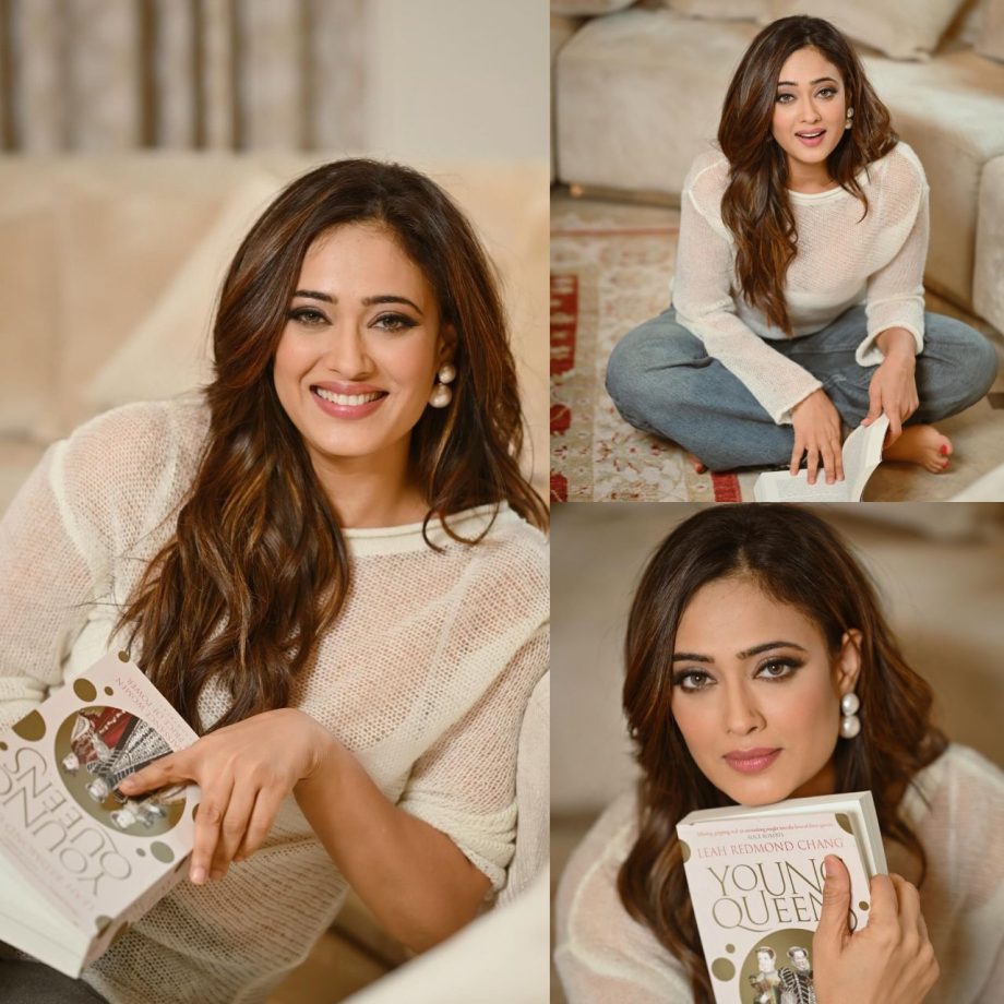 Shweta Tiwari Exudes Unique Aura In Casuals; She's The Perfect Eternal Beauty Around 905895