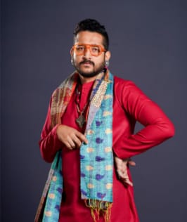 Srijit Mukherjee is coming back with a bang - pairing with Parambrata Chatterjee and many more. 904290