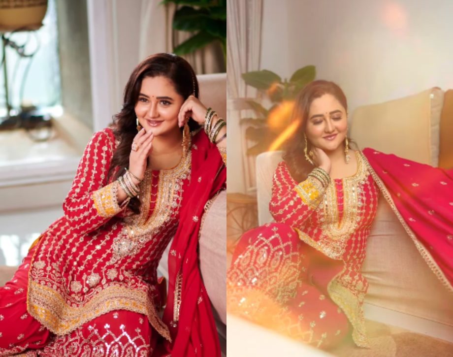 Surbhi Jyoti In Saree Or Rashami Desai In Salwar Suit: Whose Ethnic Fashion Game Is On Point? 907604
