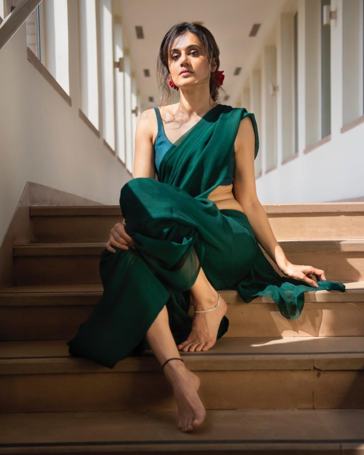 Taapsee Pannu’s Haseen Dilruba turns 3: Here’s looking at Haseen Dilrubas’ 5 sarees that will forever be haseeen! 904626