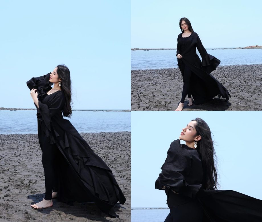 TV News: Kavya Fame Sumbul Touqeer Trends, Shehnaaz Gill And Raghav Juyal's Love, To Divyanka Tripathi And Vivek Dahiya's Chilling Vacation 904113