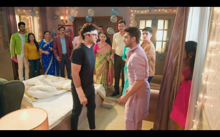 Yeh Rishta Kya Kehlata Hai Written Update 21st July: Rohit Calls Armaan His Stepbrother, Abhira Tries To Console Him 908154
