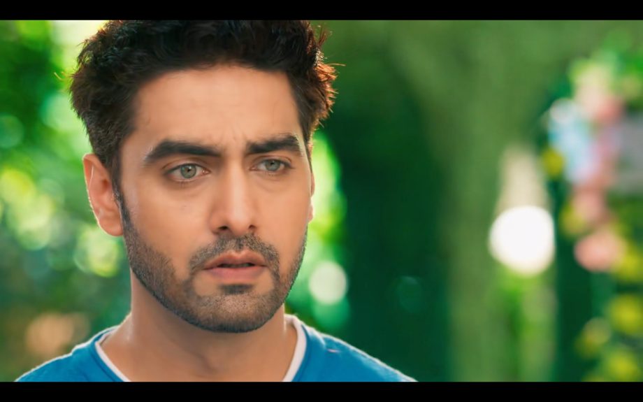 Yeh Rishta Kya Kehlata Hai Written Update, 8th July: Abhira Welcomes Vidya and Madhav, Armaan and Abhira Are Shocked With Their Marriage Revelation 905585