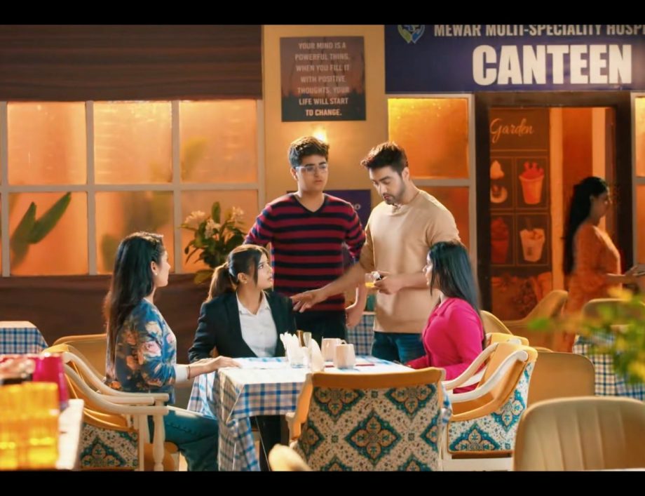 Yeh Rishta Kya Kehlata Hai Written Update, 8th July: Abhira Welcomes Vidya and Madhav, Armaan and Abhira Are Shocked With Their Marriage Revelation 905581