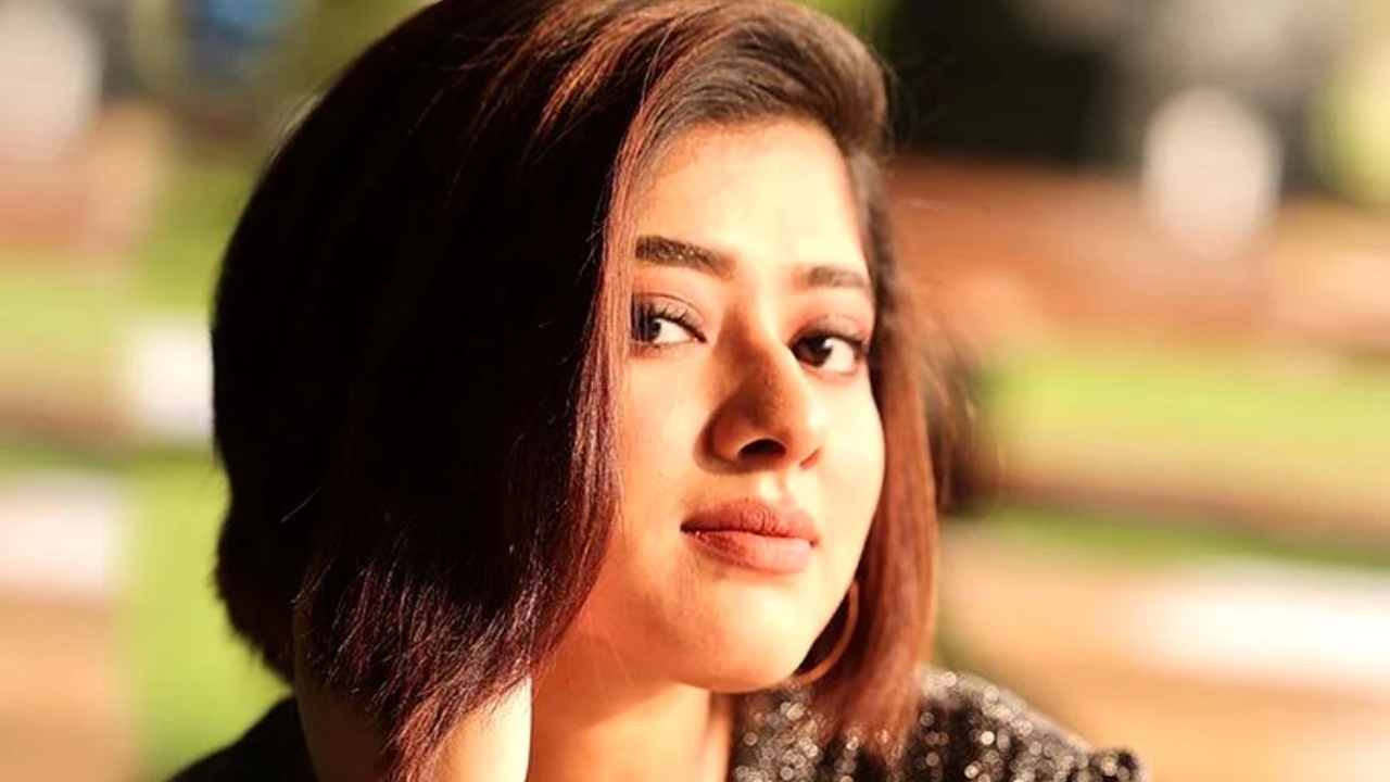 Actress Ditipriya Roy's Love Story Unveiled 916036