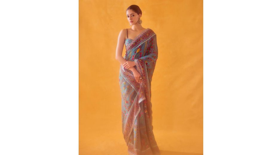 Ananya Pandey head turning look in aqua- green silk saree with bralette blouse 913452