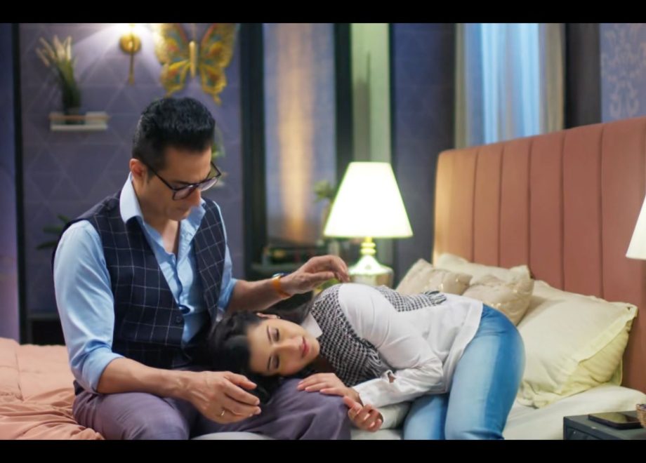 Anupamaa Written Update 16 August: Anuj And Anupama's Joyful Reunion Takes A Turn With Adhya's Entry 913519