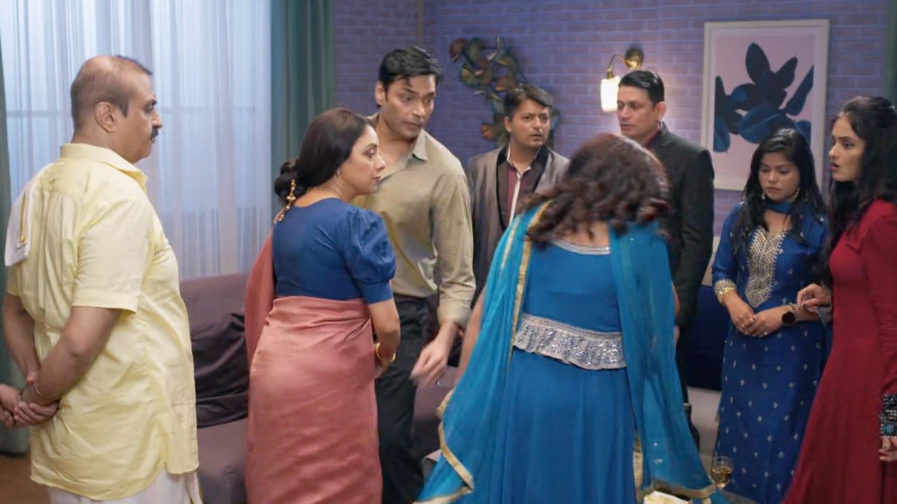 Anupamaa Written Update 17 August: Anupama Slaps Indra's Son And Calls Police 913685