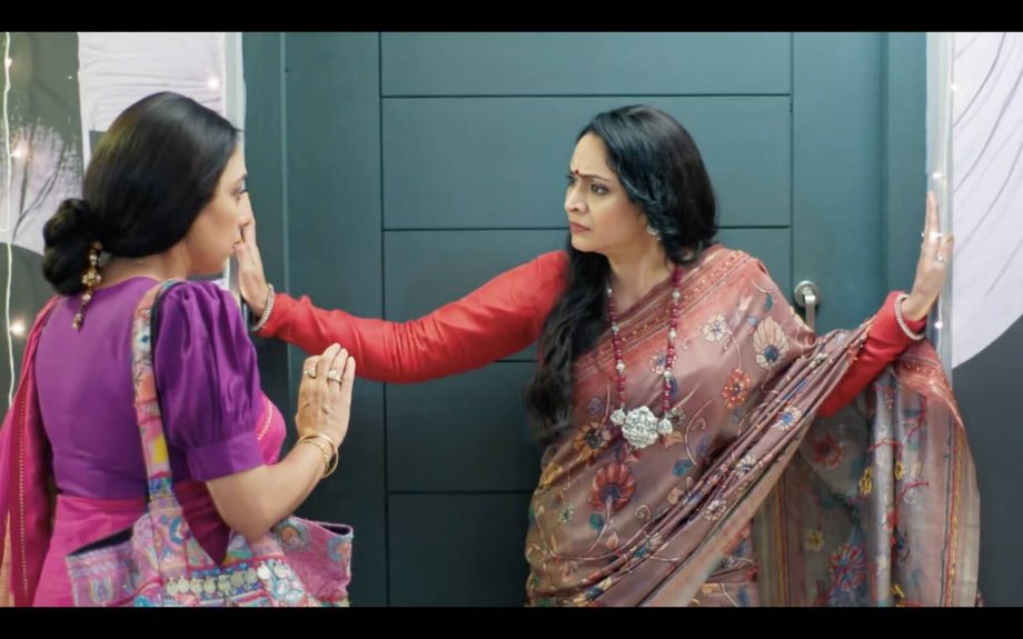 Anupamaa Written Update 18 August: Manish Goenka Gives A Canteen Contract To Anupama 913838