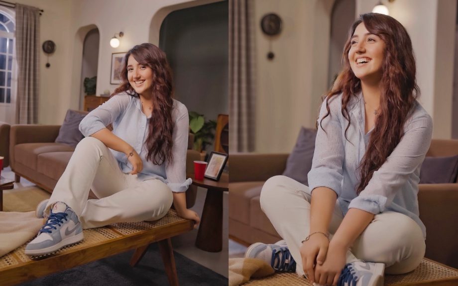 Ashnoor Kaur Enjoys Her Weekend While Chilling At Home In Style, See Photos! 911184