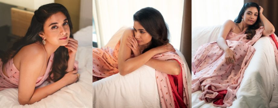 Channel Keerthy Suresh's Elegance With These 5 Stylish Blouse Designs For Simple Printed Sarees 913171
