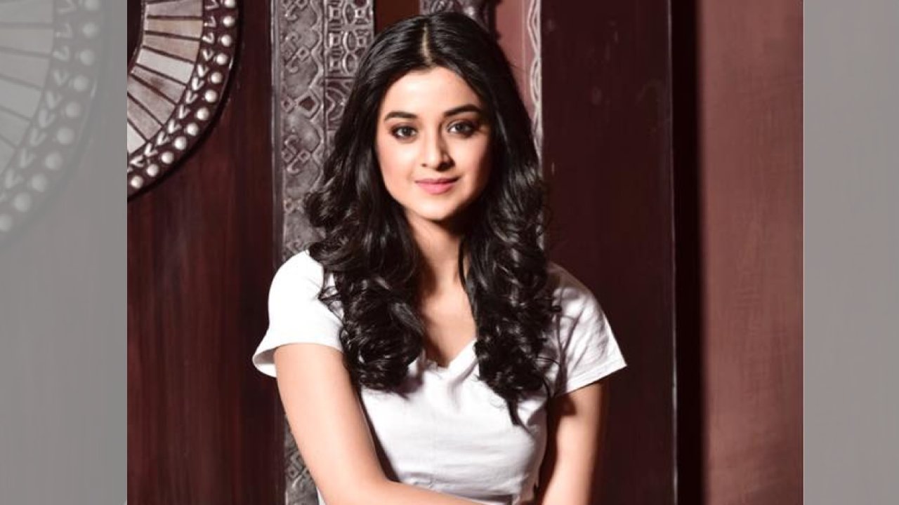 Darshana Banik Faces Backlash for Portraying Suchitra Sen in Upcoming Film 911495