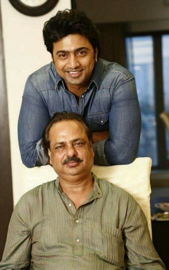 Dev's Family in Crisis: Actor Rushes to Hospital After Returning to Kolkata 914594