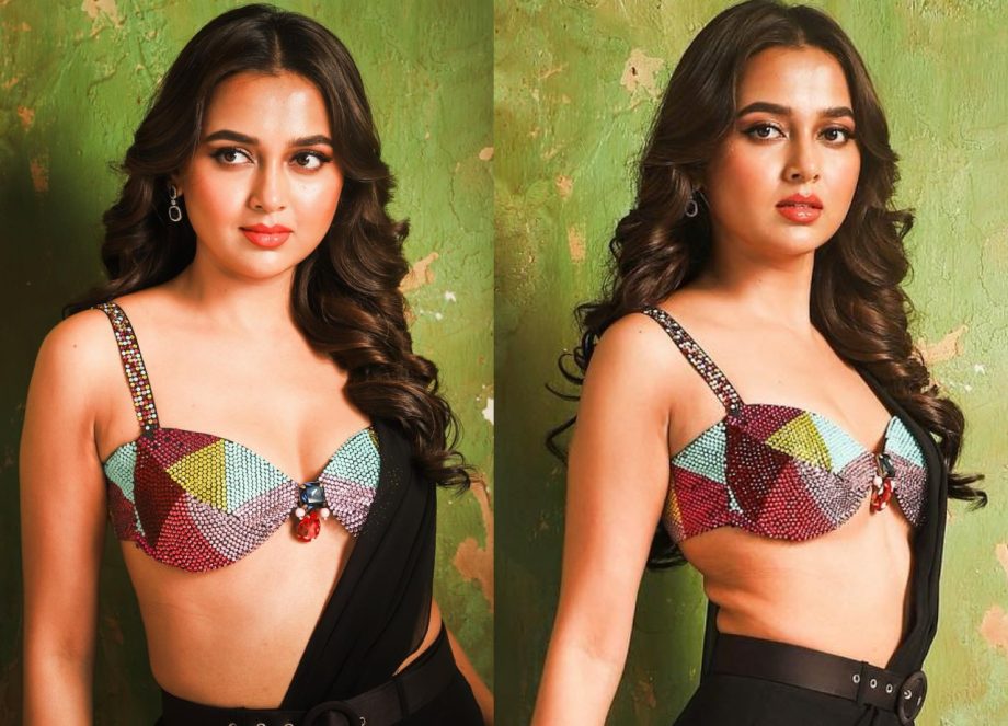 Glam Up Your Black Saree In Tejasswi Prakash Inspired Bold Blouse Designs 912868