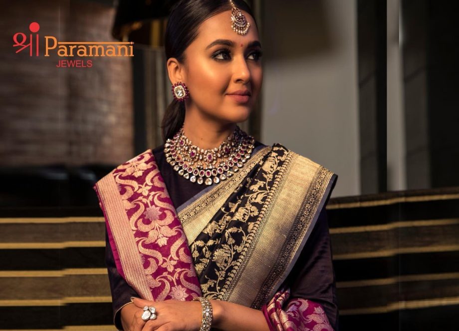Glam Up Your Black Saree In Tejasswi Prakash Inspired Bold Blouse Designs 912871