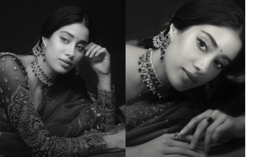 Janhvi Kapoor gorgeous look in red organza saree with trendy green full sleeves blouse 913461