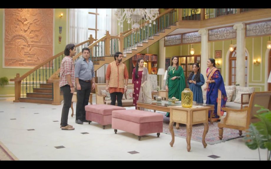 Jhanak Written Update 18th August: Aditya's Gesture for Jhanak Raises Aniruddha's Temper 913825