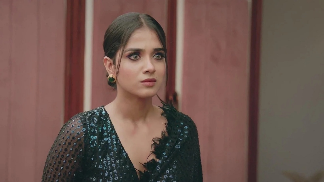 Kaise Mujhe Tum Mil Gaye Written Update 17th August: Priyanka's Necklace Scandal Shocks Everyone 913868