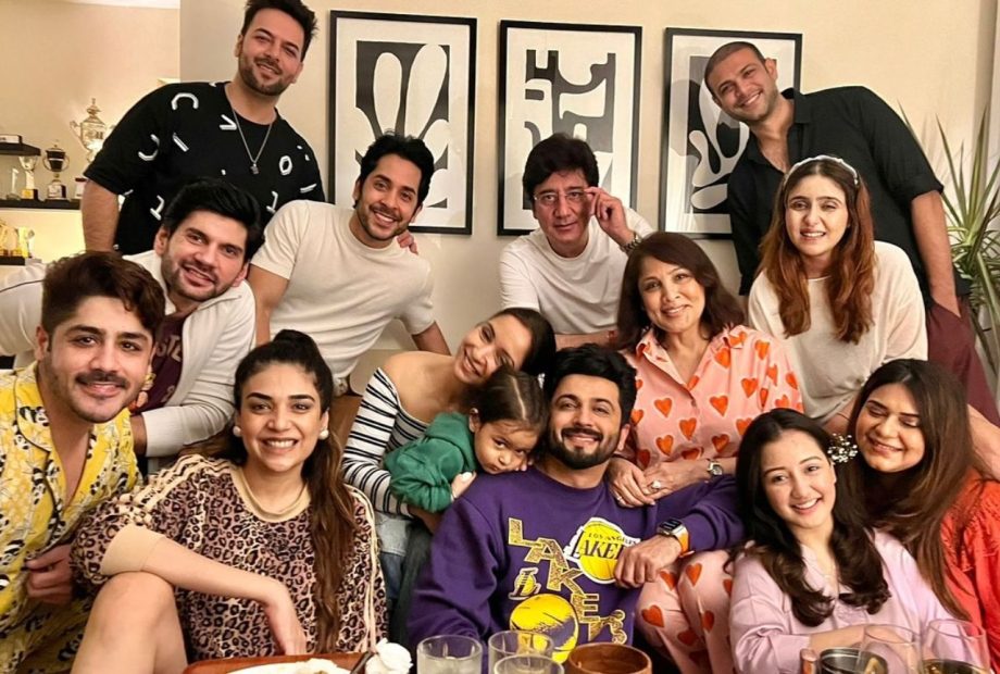 Kundali Bhagya Cast Reunion For A Special Occasion; Netizens Miss Shraddha Arya In The Celebrations 910785