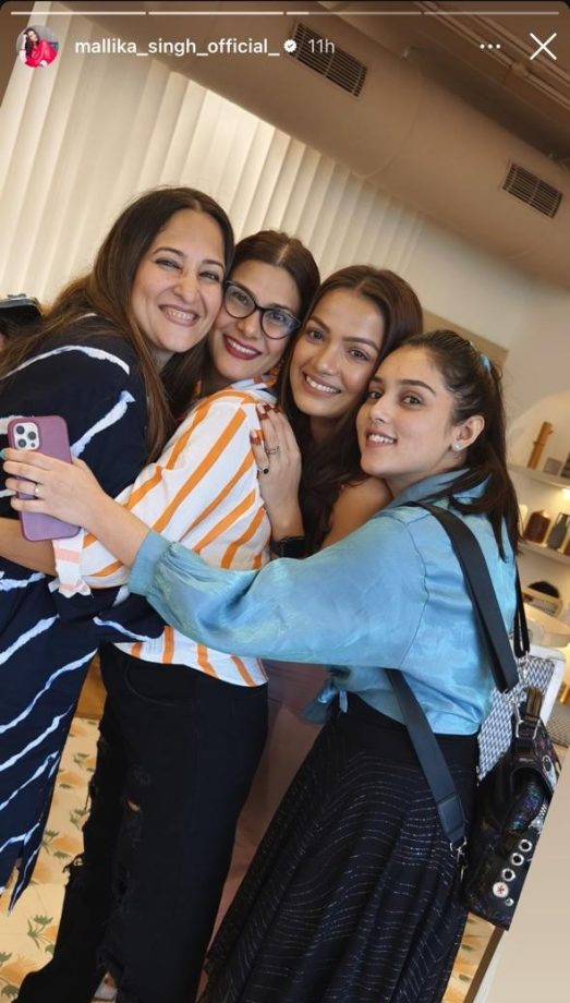 Mallika Singh Reunites With Prachand Ashok Cast, Shares Cute Moments From Get-together 915291