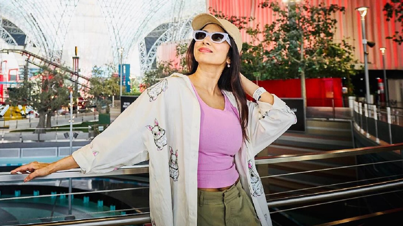 Malvika Mohanan's Abu Dhabi Adventure: A Mix of Speed and Serenity 910797