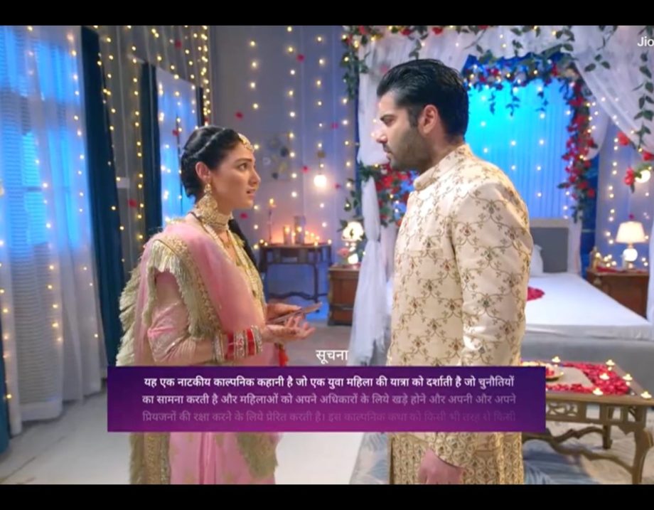 Megha Barsenge Written Update 19 August: Manoj Leaves For The Airport, Leaving Megha In Problem 914039
