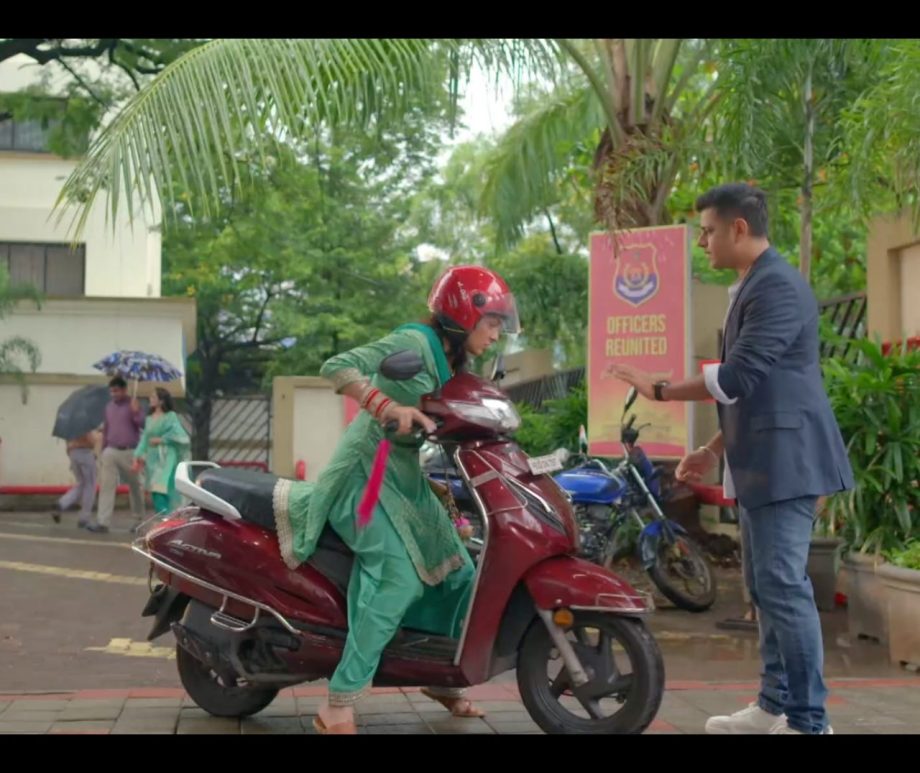 Megha Barsenge Written Update 28 August 2024: Manoj Becomes Alert, Surendar Permits Megha To Go To Georgia 915647