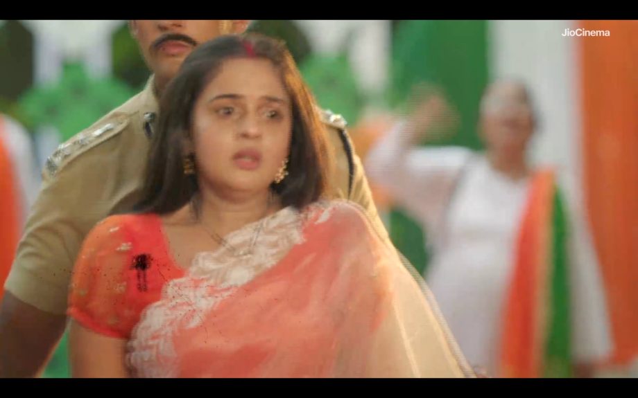 Mera Balam Thanedaar: Bulbul Takes A Bullet For Veer, Reveals Shocking Truth About Her Age 914460