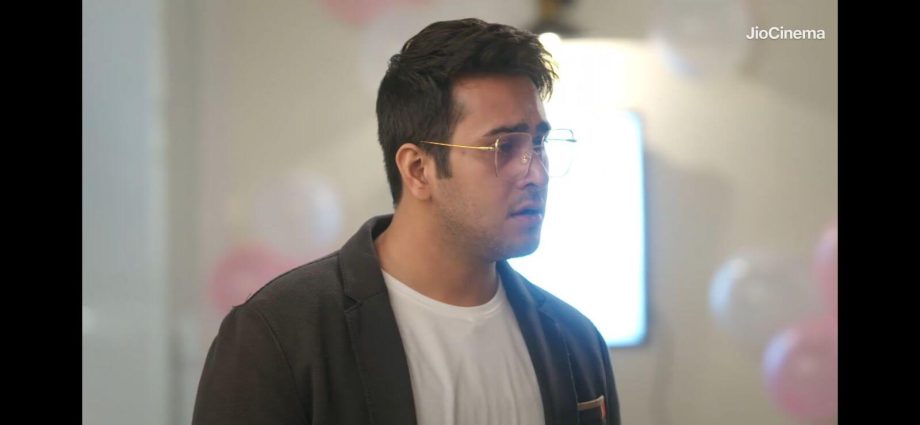 Mera Balam Thanedaar Written Update 27 August: Veer Reveals The Reason Behind Vaani's Condition, Bulbul's Fiery Confrontation With Dr. Jain 915272