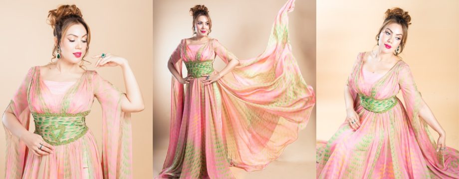 Munmun Dutta Stuns in Pink Gown, Exudes Elegance and Glamour 913860
