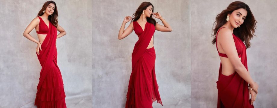 Pooja Hedge's Ultra-glam Saree Blouse Designs To Make You Look Sensational 913191