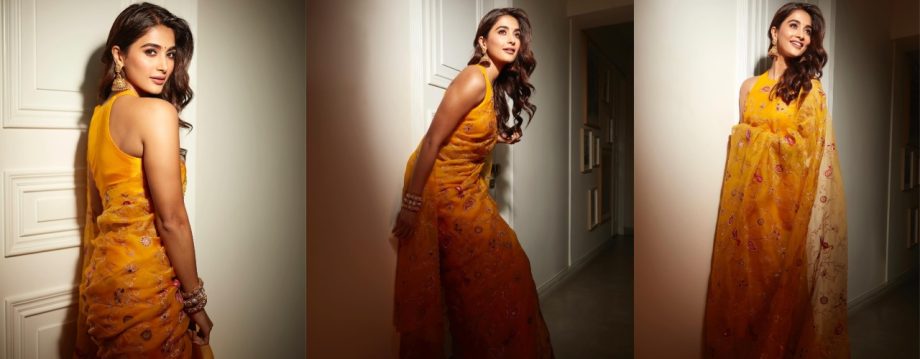 Pooja Hedge's Ultra-glam Saree Blouse Designs To Make You Look Sensational 913195