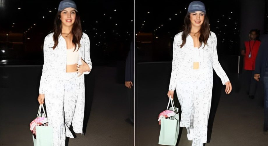 Priyanka Chopra is back in Mumbai; this time for another trailer launch 914716