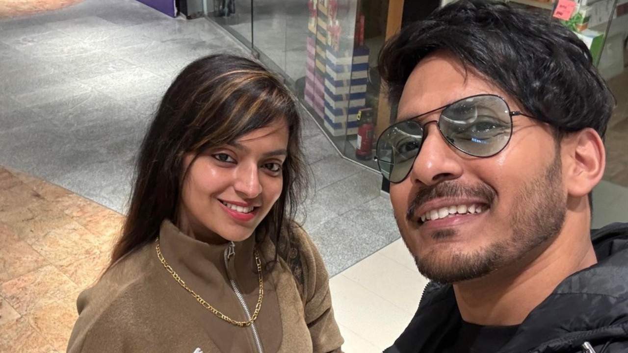 Raja-Madhubani's Dream Home: Couple Shares Joyful Moment of Moving into New 3BHK Flat 910781
